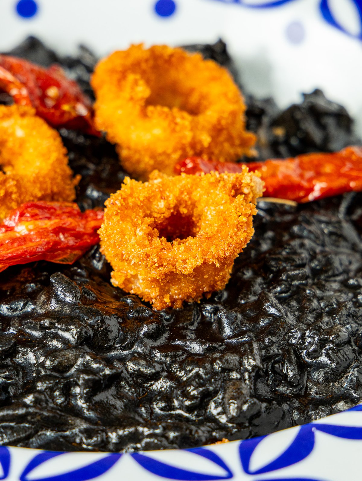 Risotto negro con calamares